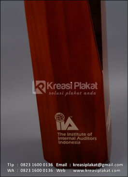 PK93 Plakat Kayu IIA The Institute of Internal Auditors Indonesia