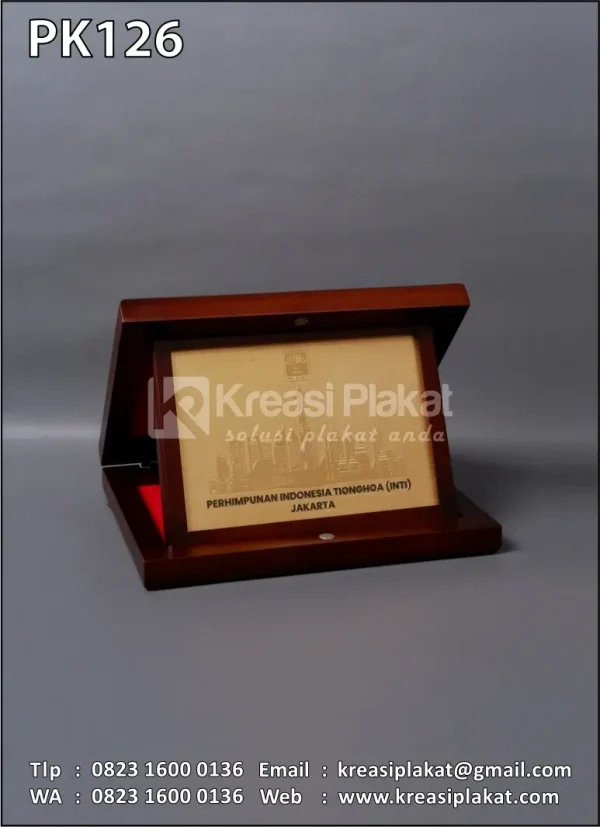 Plakat Kayu Box INTI Jakarta