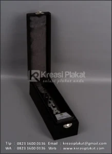 Box PA166 Plakat Akrilik Juara Video Ber-AKHLAK