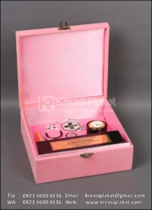 Box PA173 Plakat Akrilik UPTD Puskesmas Mangunjaya